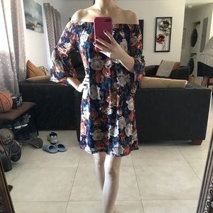 NWOT off shoulder floral dress